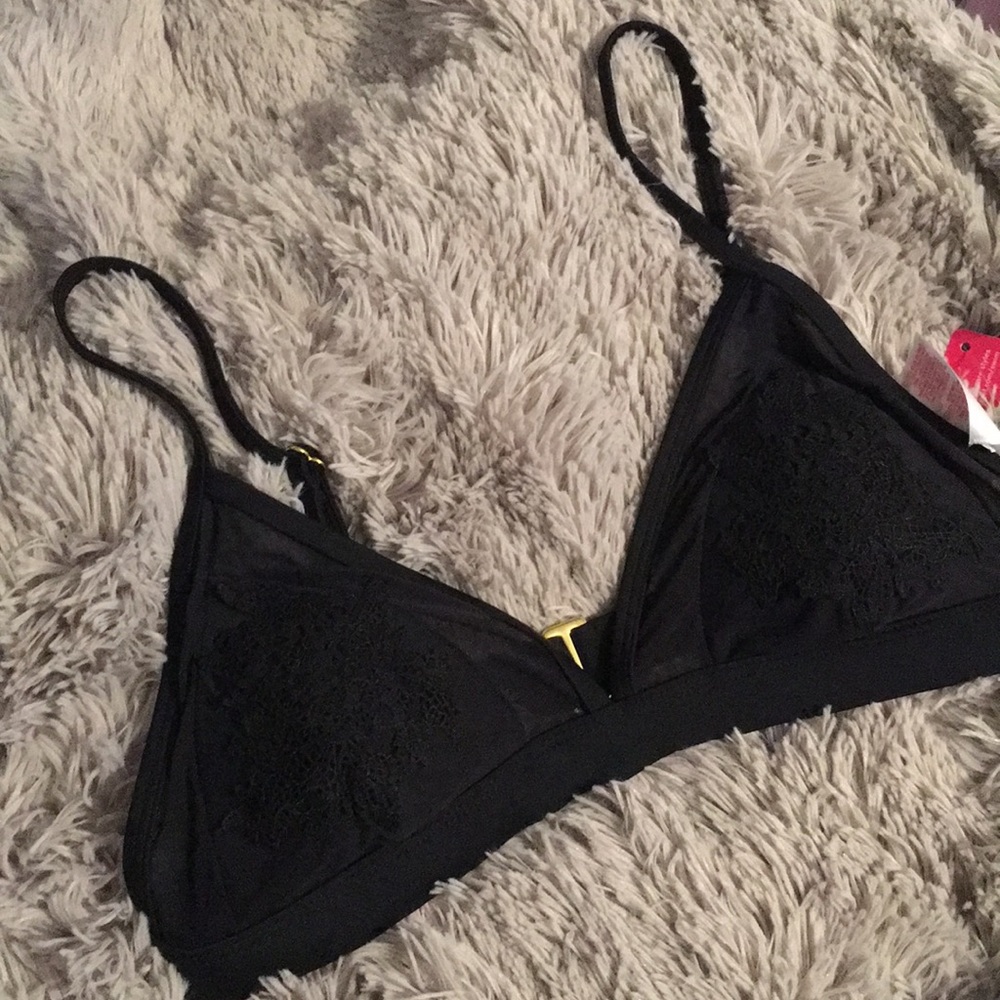 Lace detail bathing suit top
